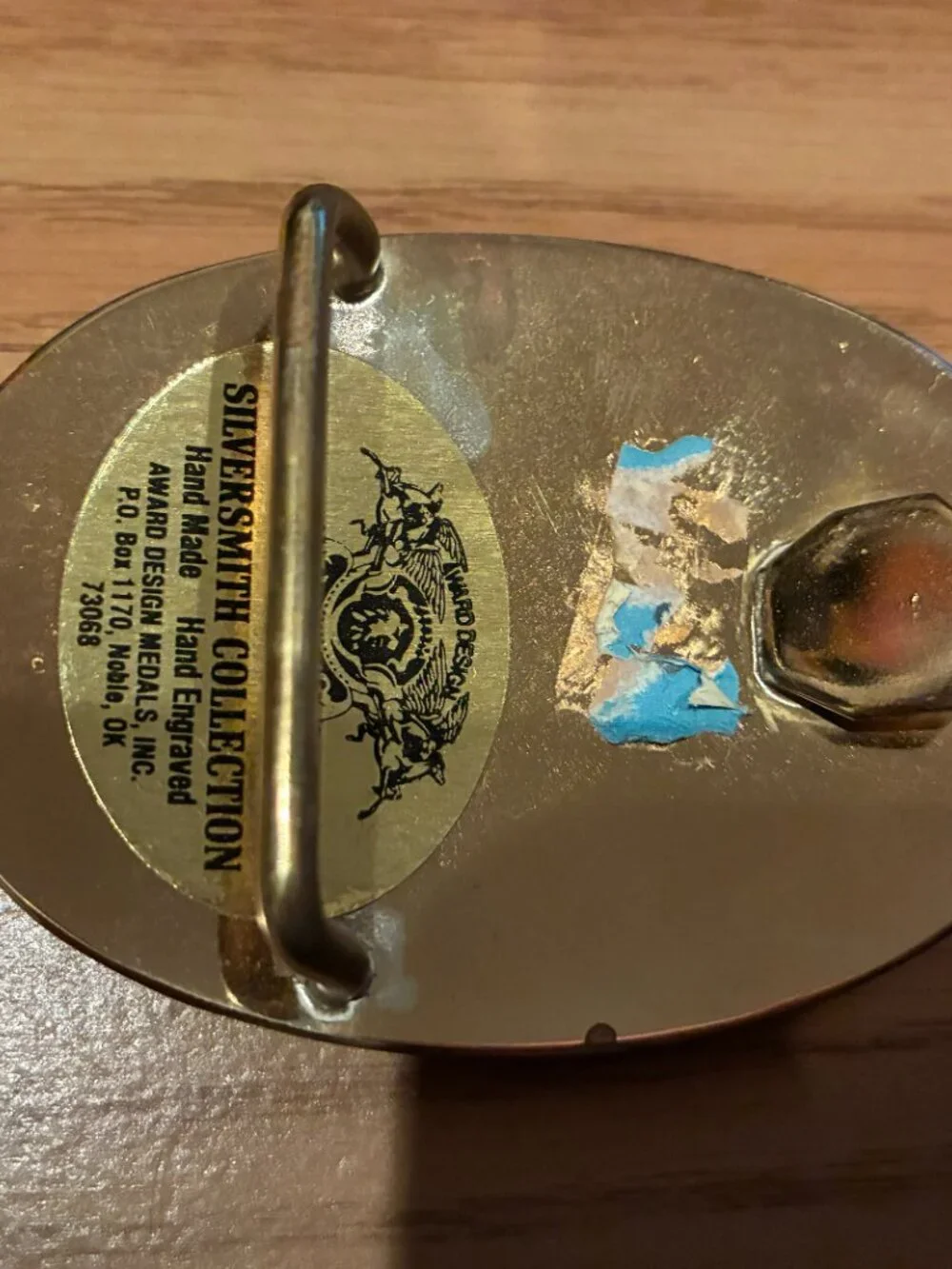 Belt buckle letter 